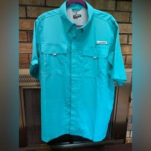 Mens Habit Button down fishing shirt